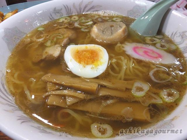 【足利】”みちのく屋台 津軽ラーメン” 献血用のバスがお店に!? 出身地のご当地グルメが味わえるお店 ★★★+