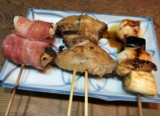 【足利】”鳥の巣”  焼き鳥・串揚げ100円～ 路地裏にある赤ちょうちんの居酒屋 ★★★+