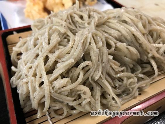 立花本店の蕎麦のアップ