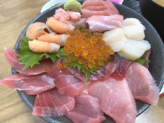 【足利】”鮪音” MAGURONE 市場直営！盛り盛り海鮮丼のお店