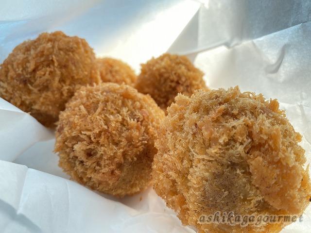 【佐野】”ひで弘” 土曜日だけ営業!肉汁あふれる爆弾メンチが名物の精肉店